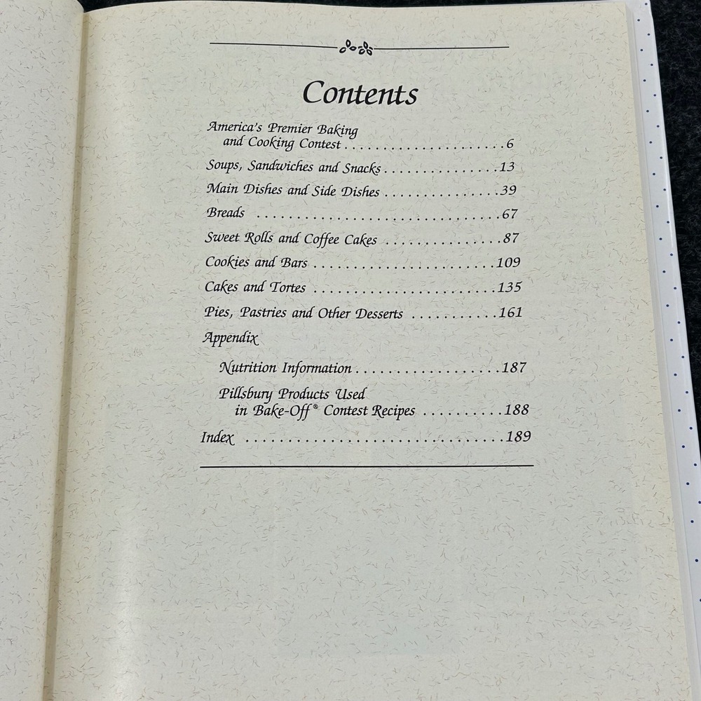 The Pillsbury Bake-Off Cookbook 1st Ed 1990 Hardcover Prizewinning Recipes - Picture 7 of 7